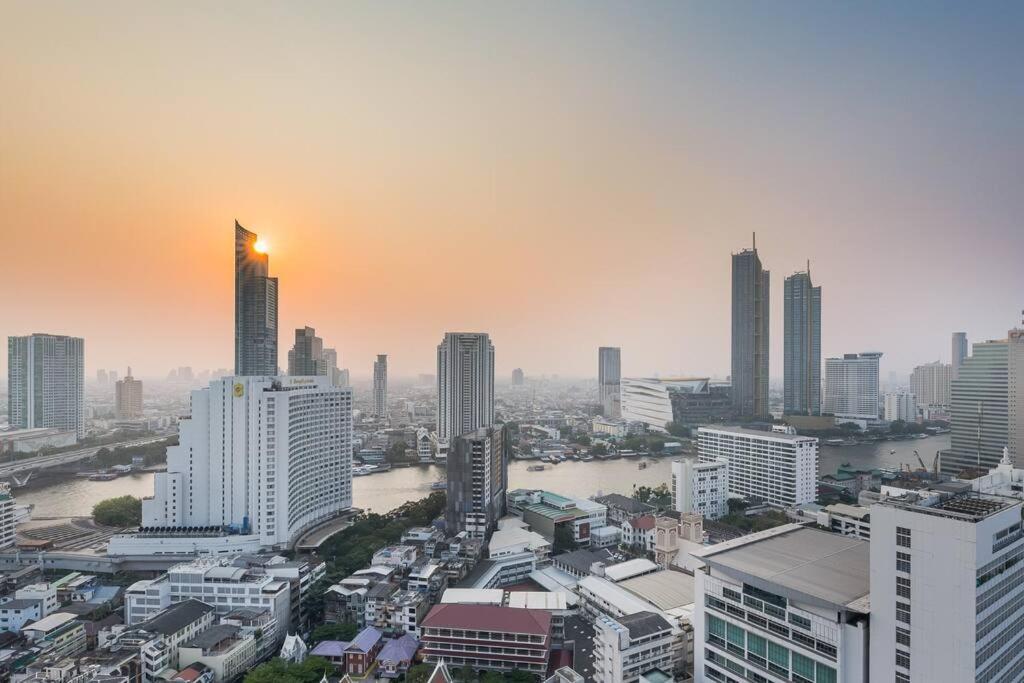 Central Bangkok, 5 Stars River View & Characteristic Decor 외부 사진